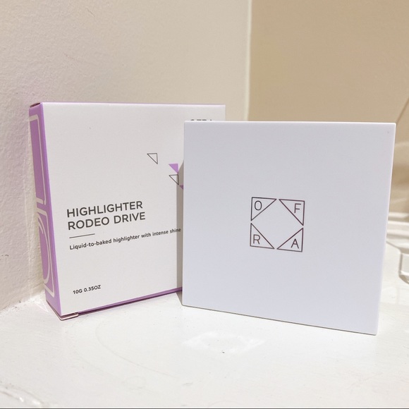 Ofra rodeo drive highlighter - Picture 2 of 3